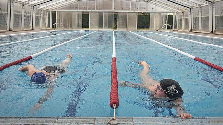 Activitat en una de les piscines de les instal·lacions del Nat&#039;s a Sant Fruitós de Bages