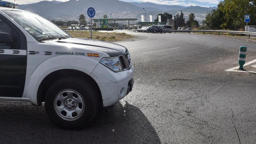 El emotivo texto de un guardia civil asturiano que triunfa en la red: &quot;Podéis desearnos la muerte, no pasa nada&quot;