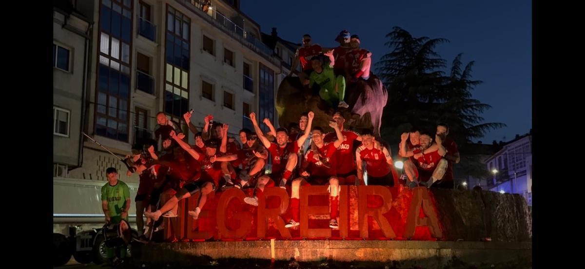 Celebración de los jugadores del Negreira