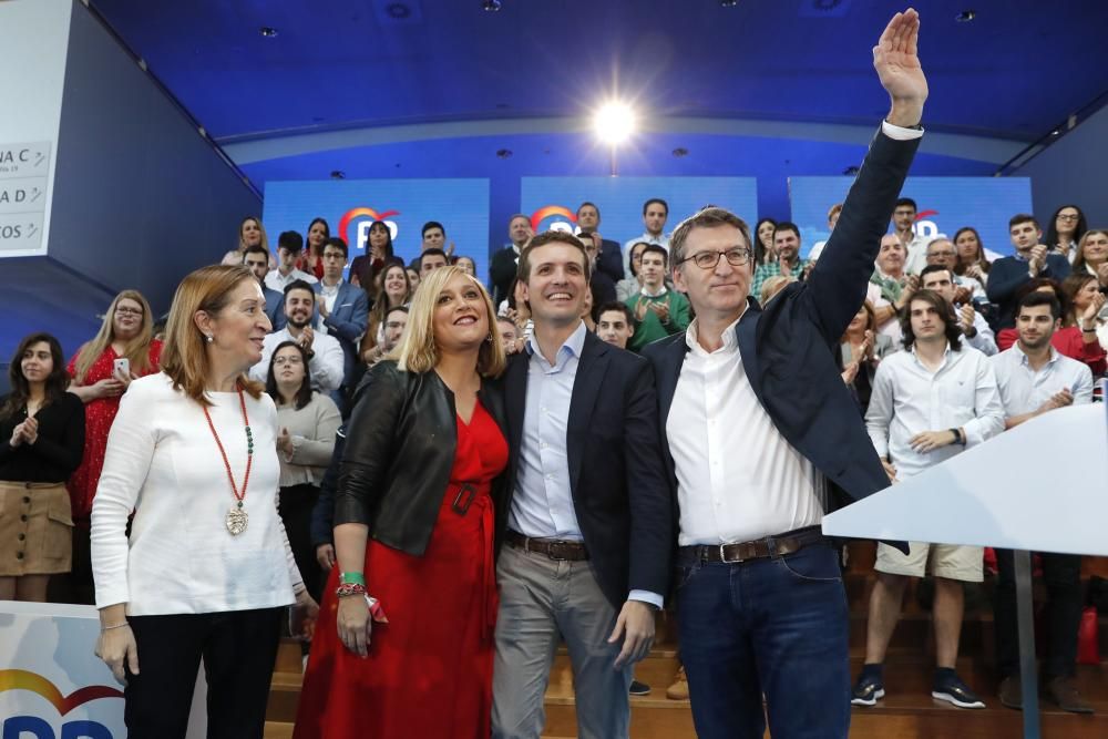 El presidente del Partido Popular lidera un acto en el Auditorio Mar de Vigo en el que estuvo arropado por Alberto Núñez Feijóo, Alfonso Rueda, Ana Pastor o Elena Muñoz.