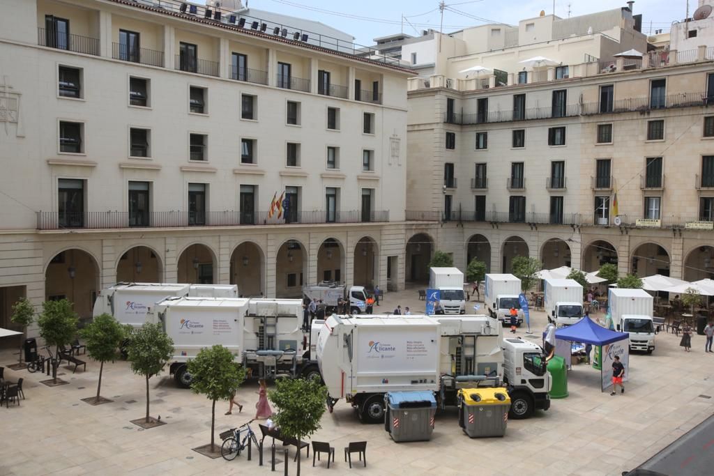 Nueva maquinaria de limpieza viaria y recogida de residuos en Alicante