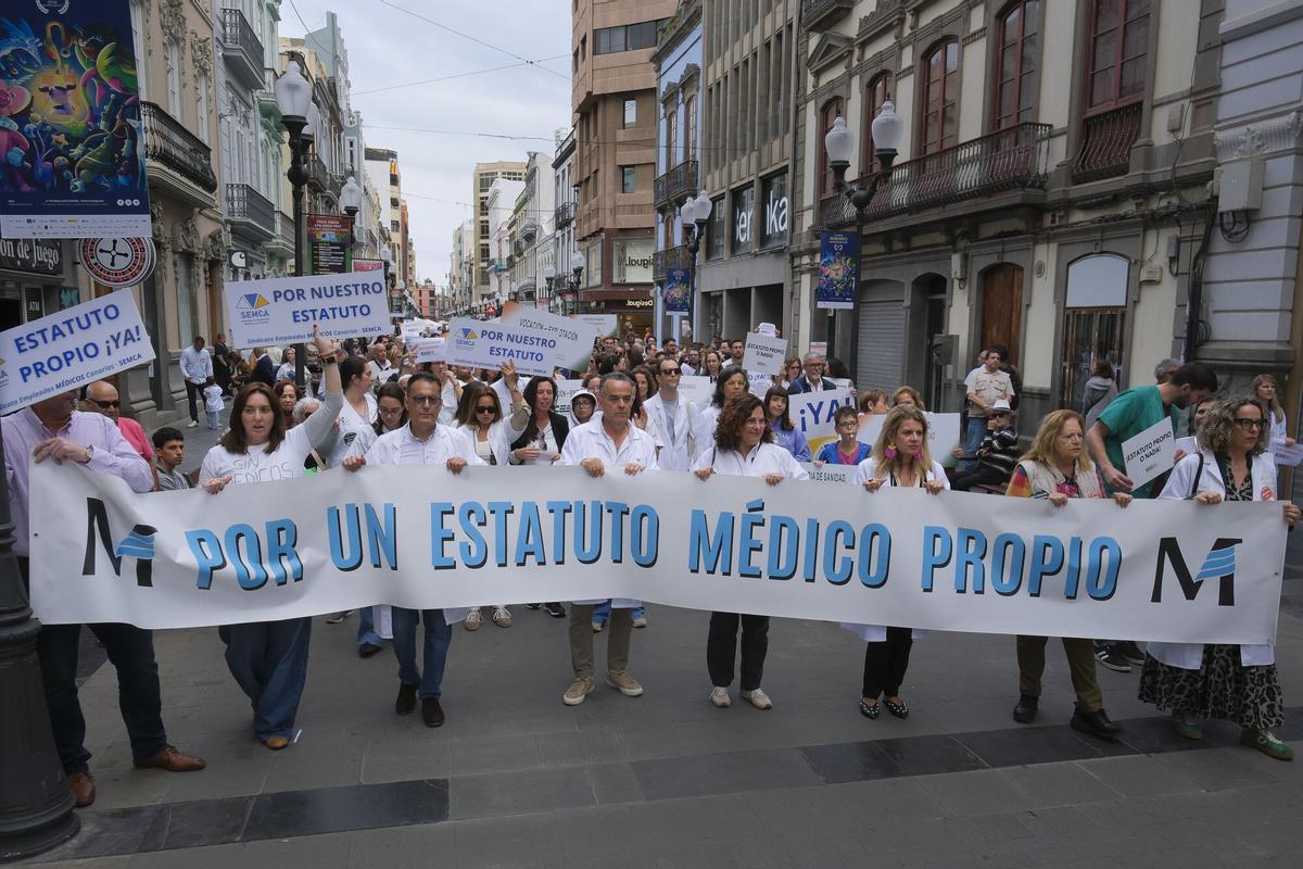 Manifestación de médicos en Las Palmas de Gran Canaria Manifestación de médicos en Las Palmas de Gran Canaria