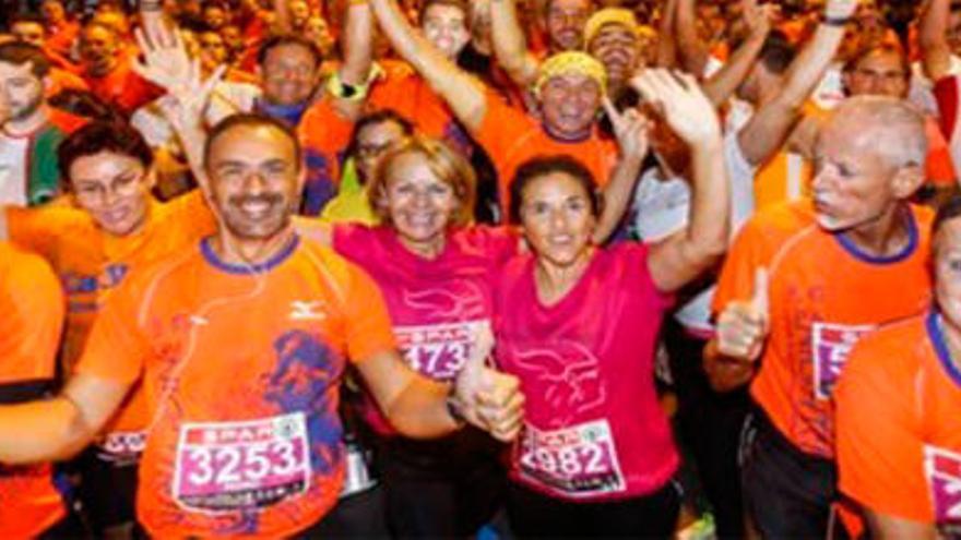 La capital grancanaria sale a correr de noche