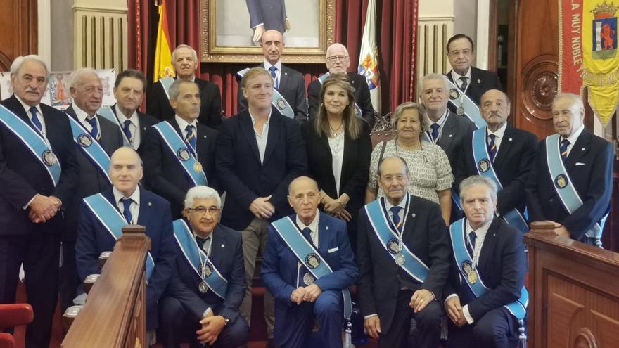 Los Caballeros de Guadalupe visitan Badajoz