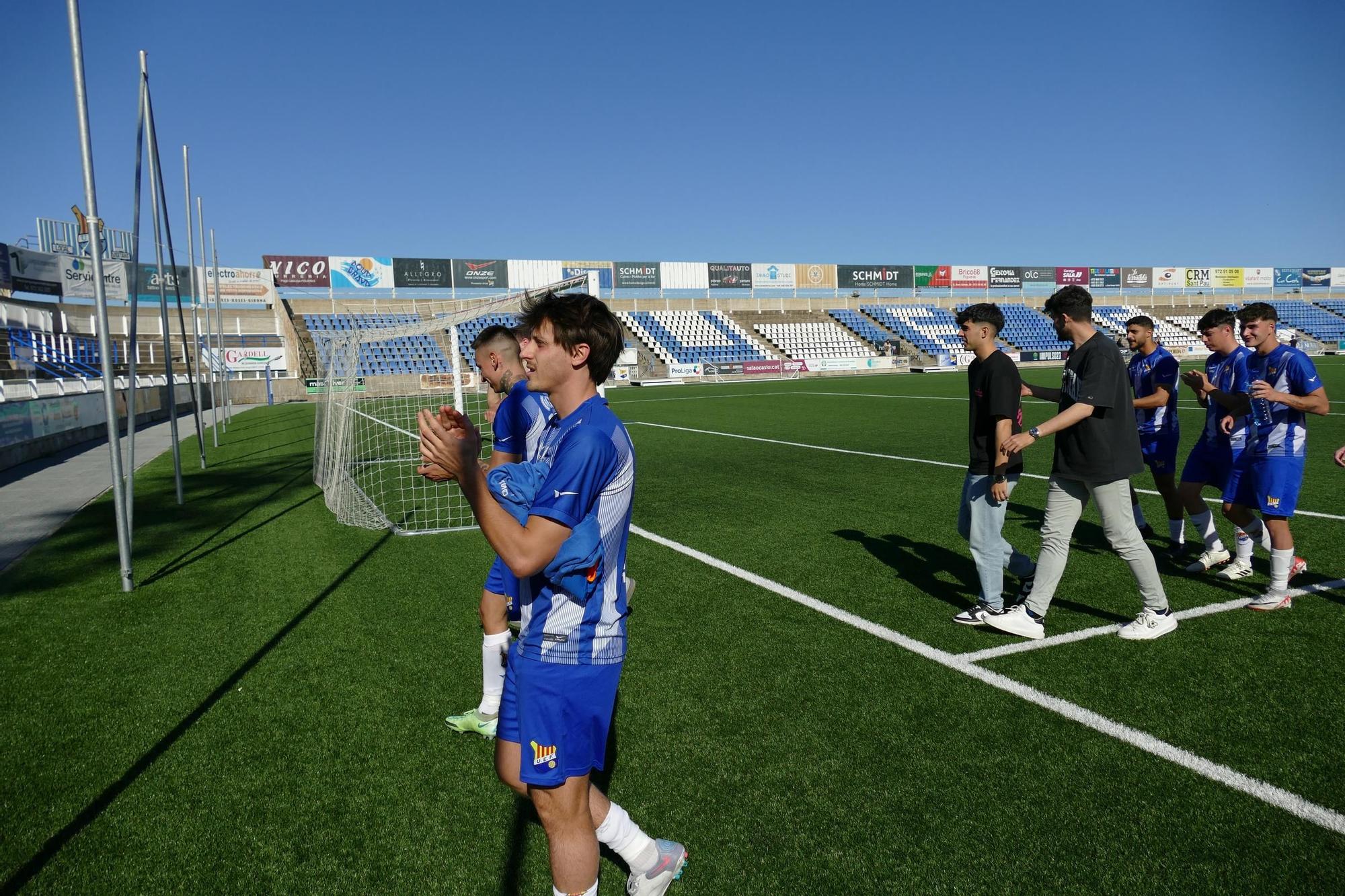 Eufòria al Figueres celebrant l'accés a la promoció d’ascens a Tercera RFEF