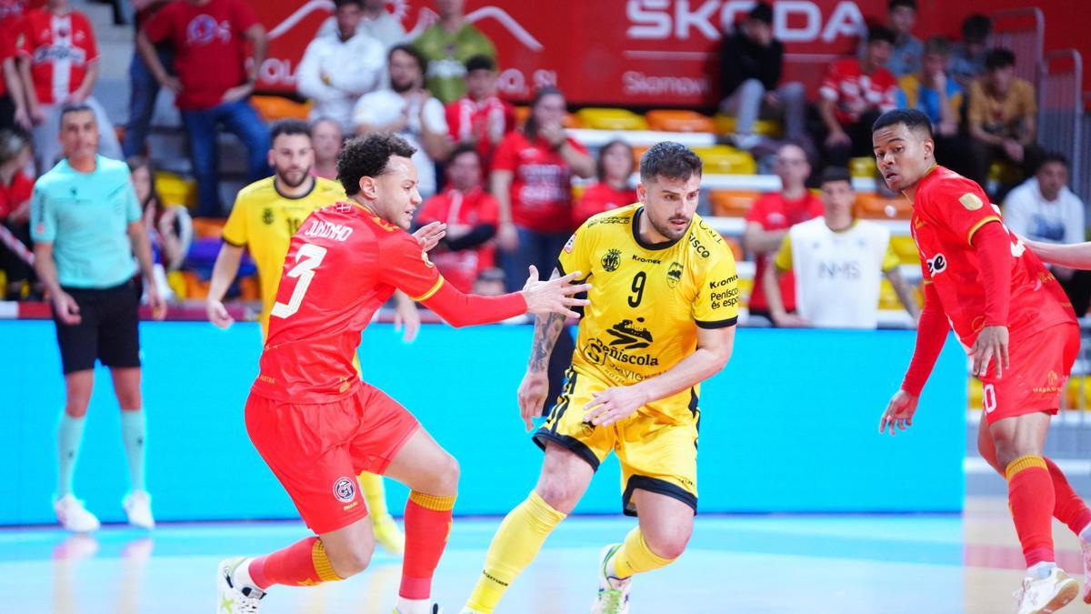 Imagen del partido entre el Cartagena y el Peñíscola, de los octavos de final de la Copadel Rey de fútbol sala.