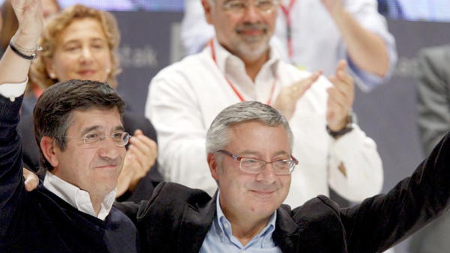 Patxi López junto a Jaime Blanco en el Congreso del PSE