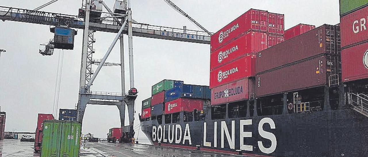 La naviera Boluda Lines  se alía con Mercadona para  crecer en el Puerto de Cádiz