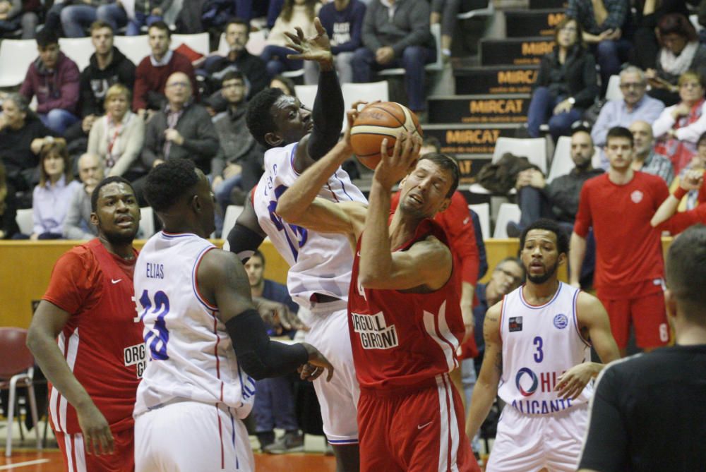 Les imatges del Bàsquet Girona - Alacant (52-46)