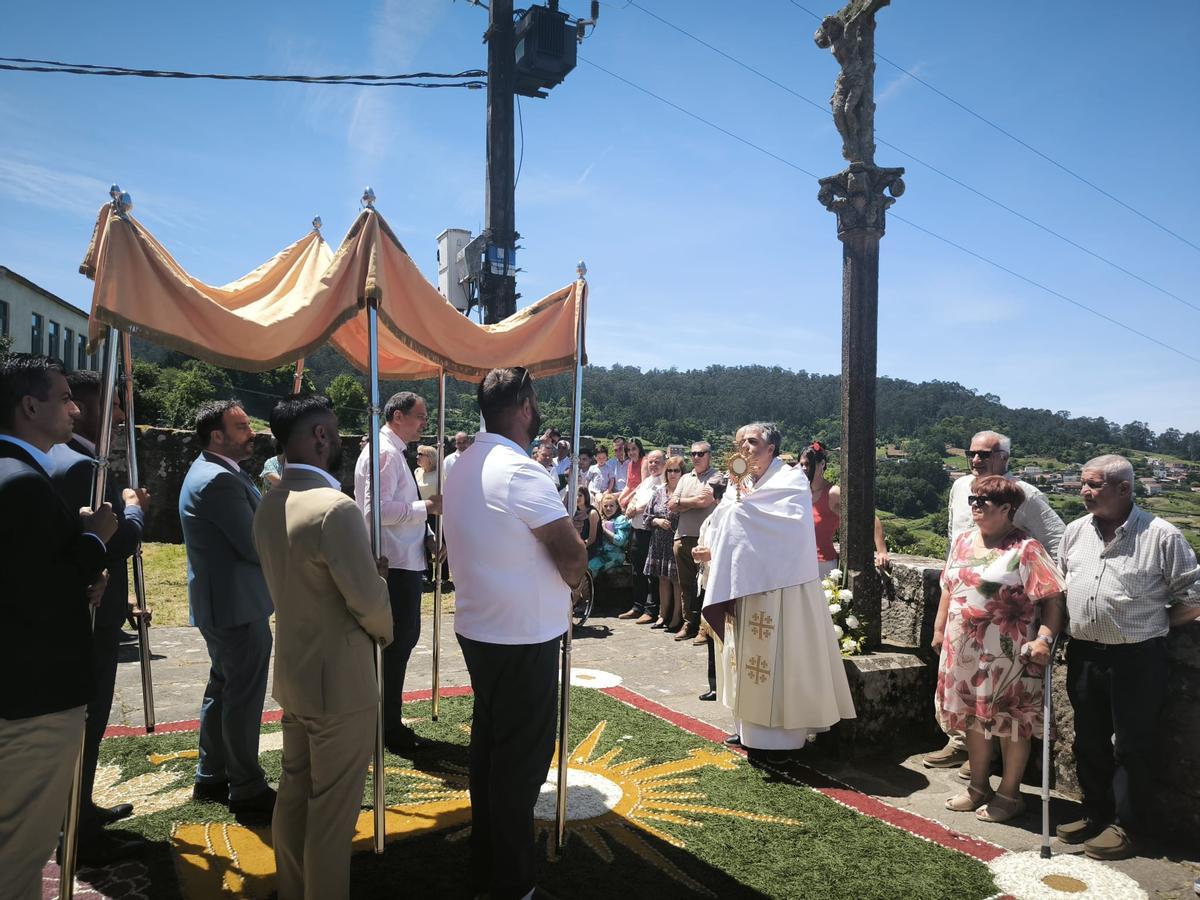 La celebración del Corpus de Cela, en Bueu La celebración del Corpus de Cela, en Bueu