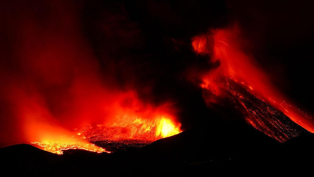 Erupción del volcán Etna.