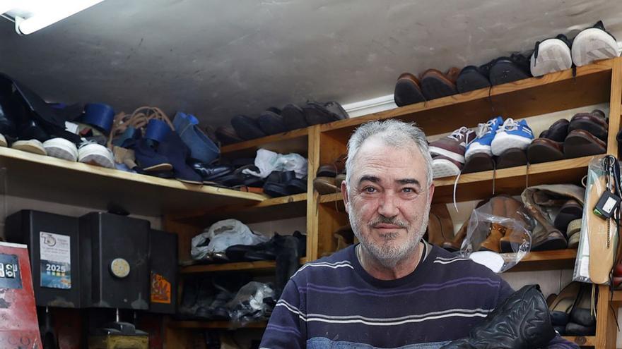 El mago que da cien vidas a tus zapatos favoritos