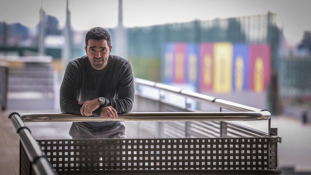 Deco trabaja para incorporar un '9'