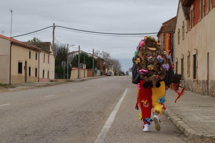 El Zangarrón sale en Montamarta por Reyes