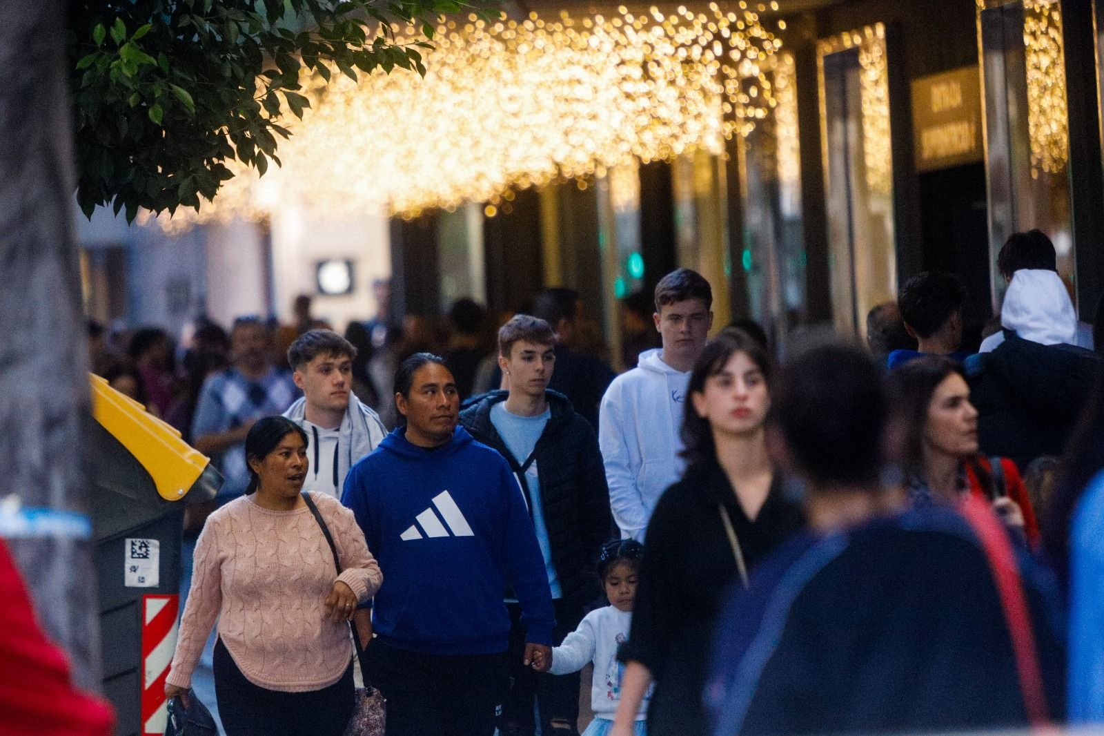 València, a rebosar con las compras de última hora