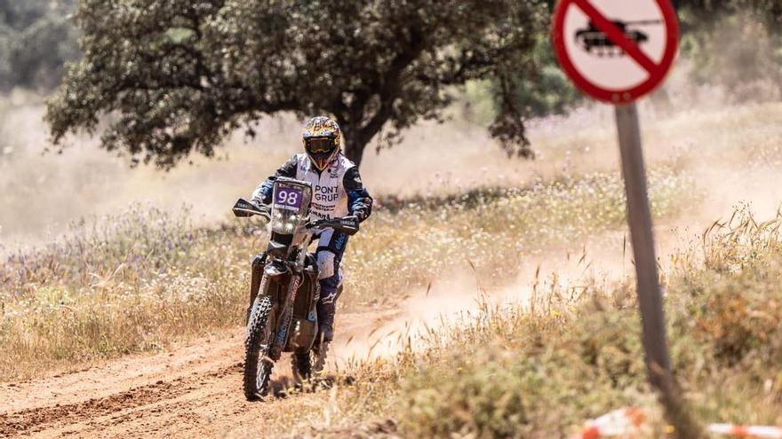 Sara García durante la disputa de la Baja Extremadura