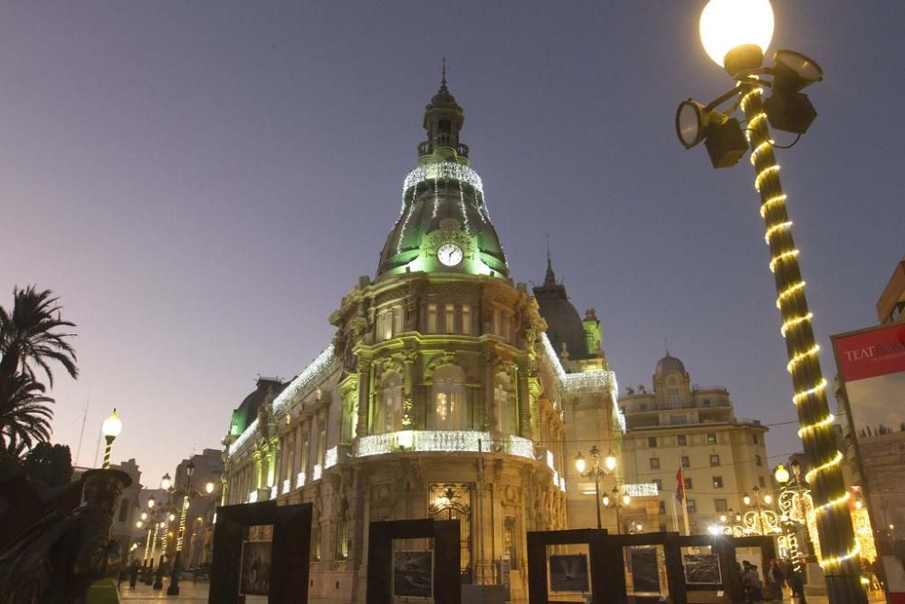 Encendido de luces de Navidad e inauguración del Belén en Cartagena