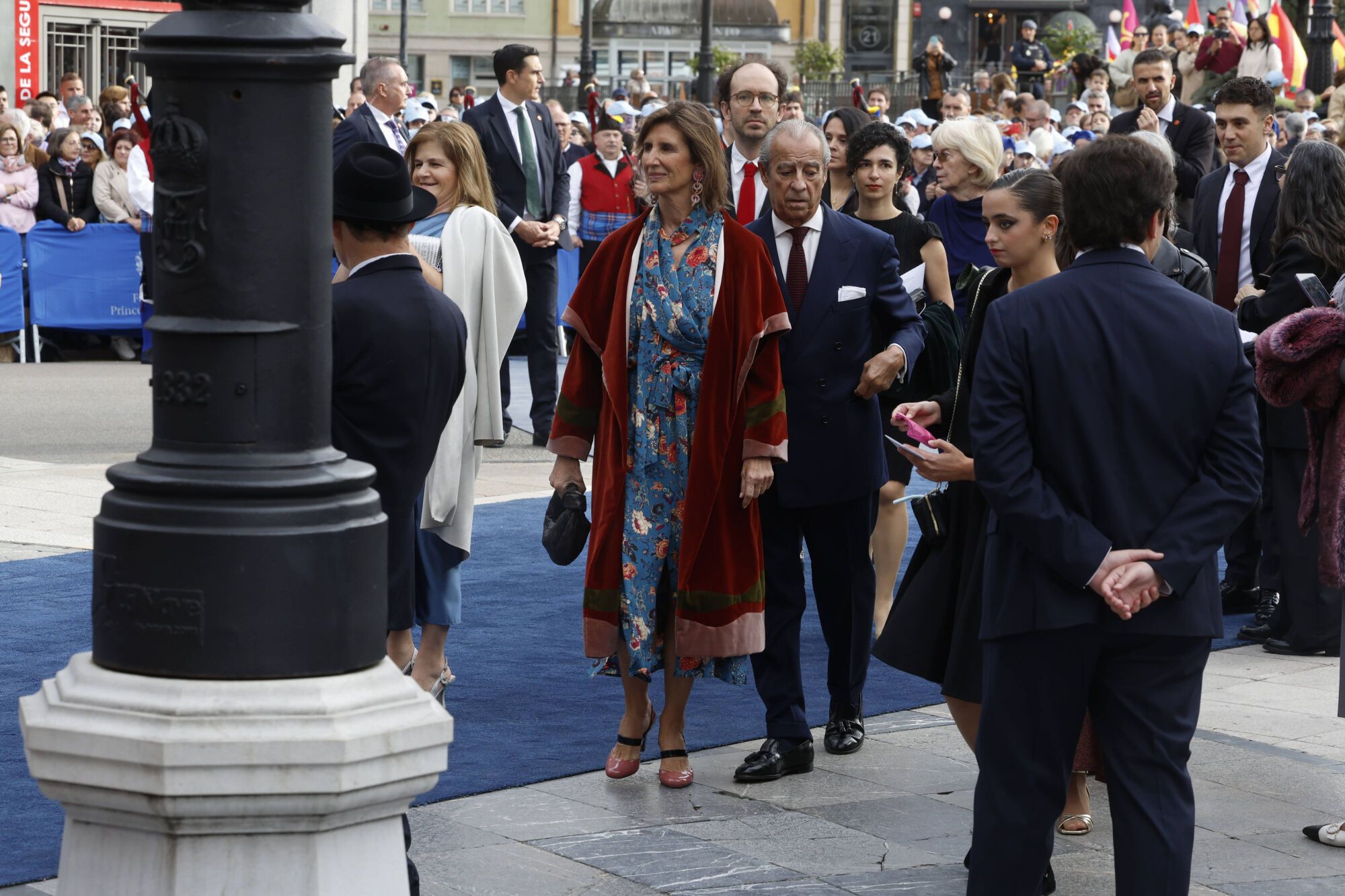Así fue la llegada de los invitados a los premios "Princesa de Asturias" y su paso por la alfombra azul