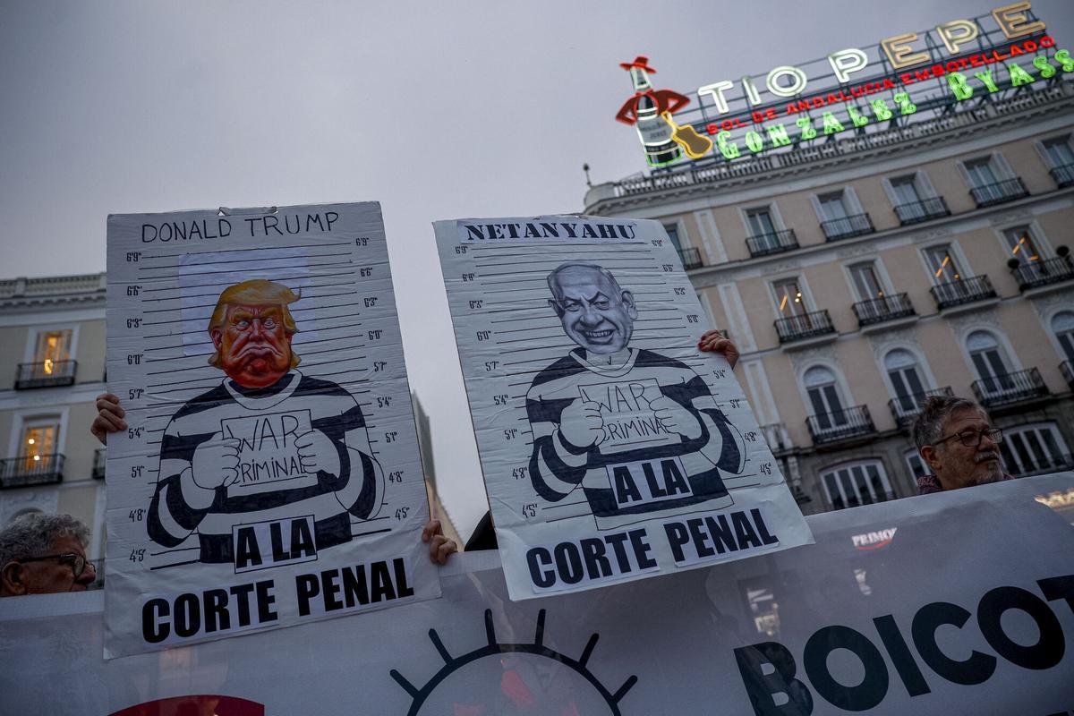 Las imágenes de la manifestación del "no a la guerra" en Madrid.