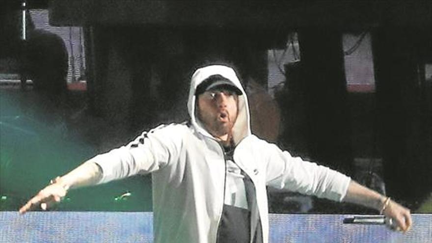 Eminem desbanca a Drake