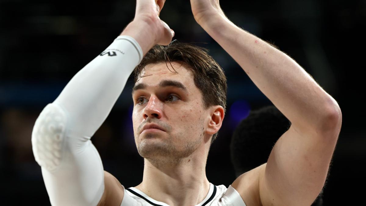 El alero del Real Madrid Mario Hezonja, durante los playoffs de Euroliga