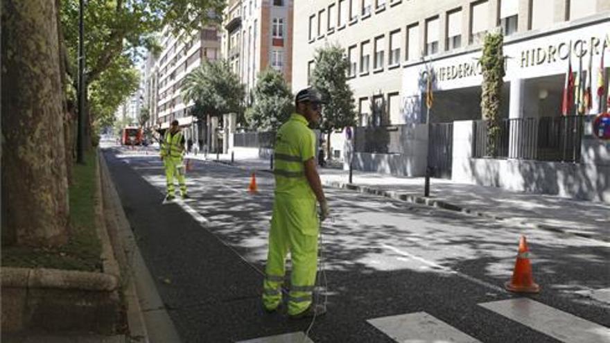 La reparación de la acera suprimirá un carril de tráfico en el Paseo Sagasta