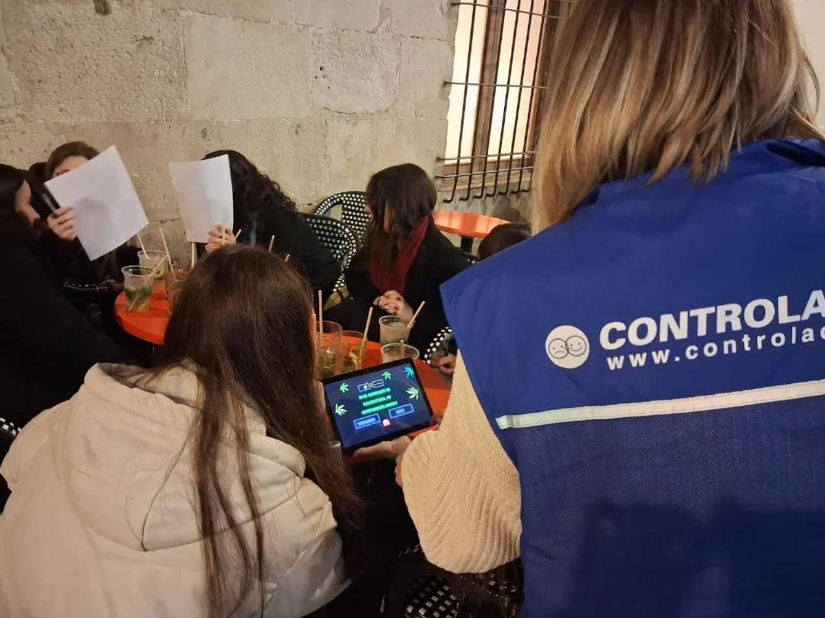ACCIONES DE PREVENCIÓN DE CONTROLA CLUB CON JÓVENES