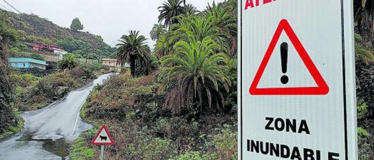 La Palma vive un sábado pasado por agua pero sin sobresaltos