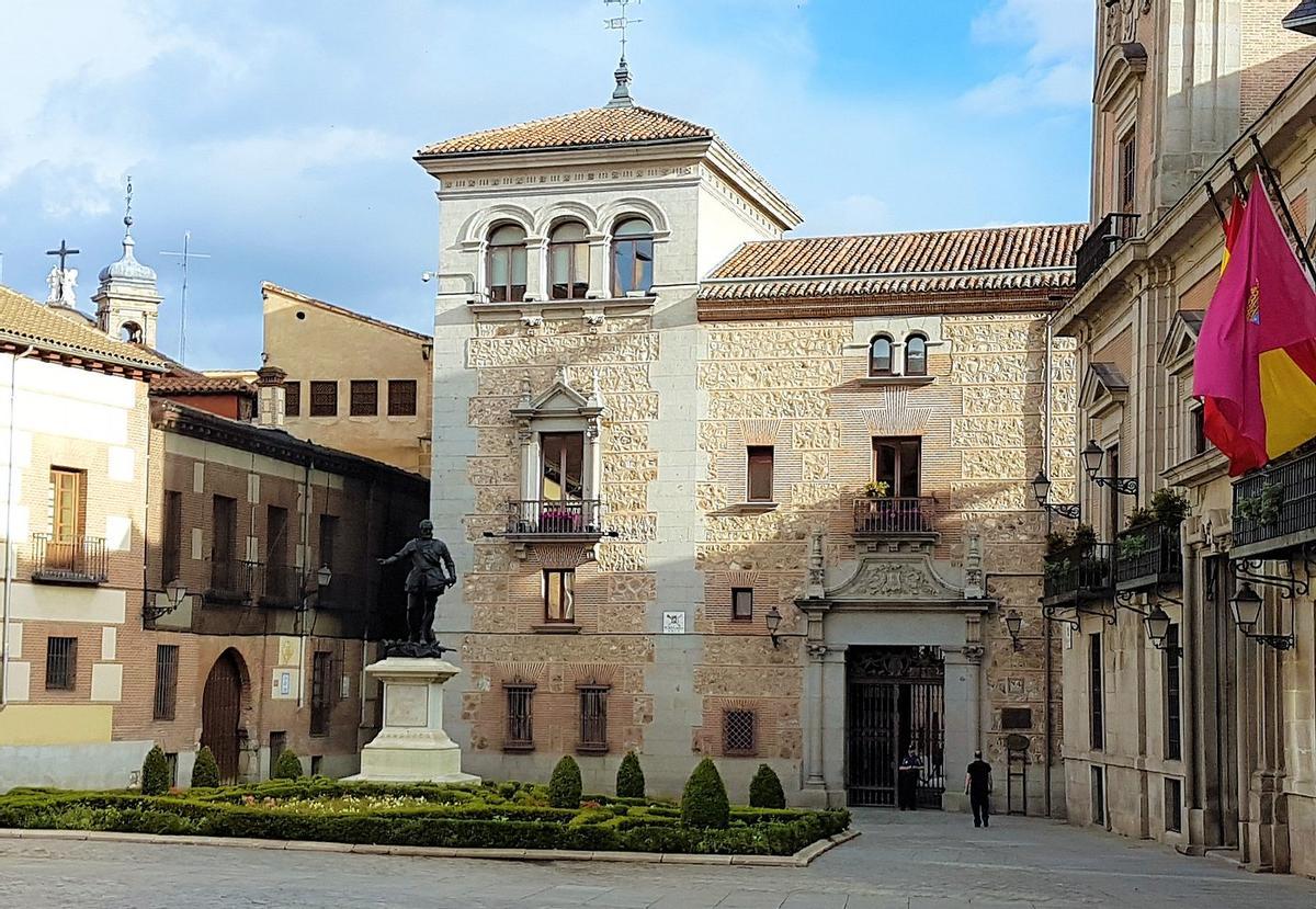 Plaza de la Villa de Madrid.