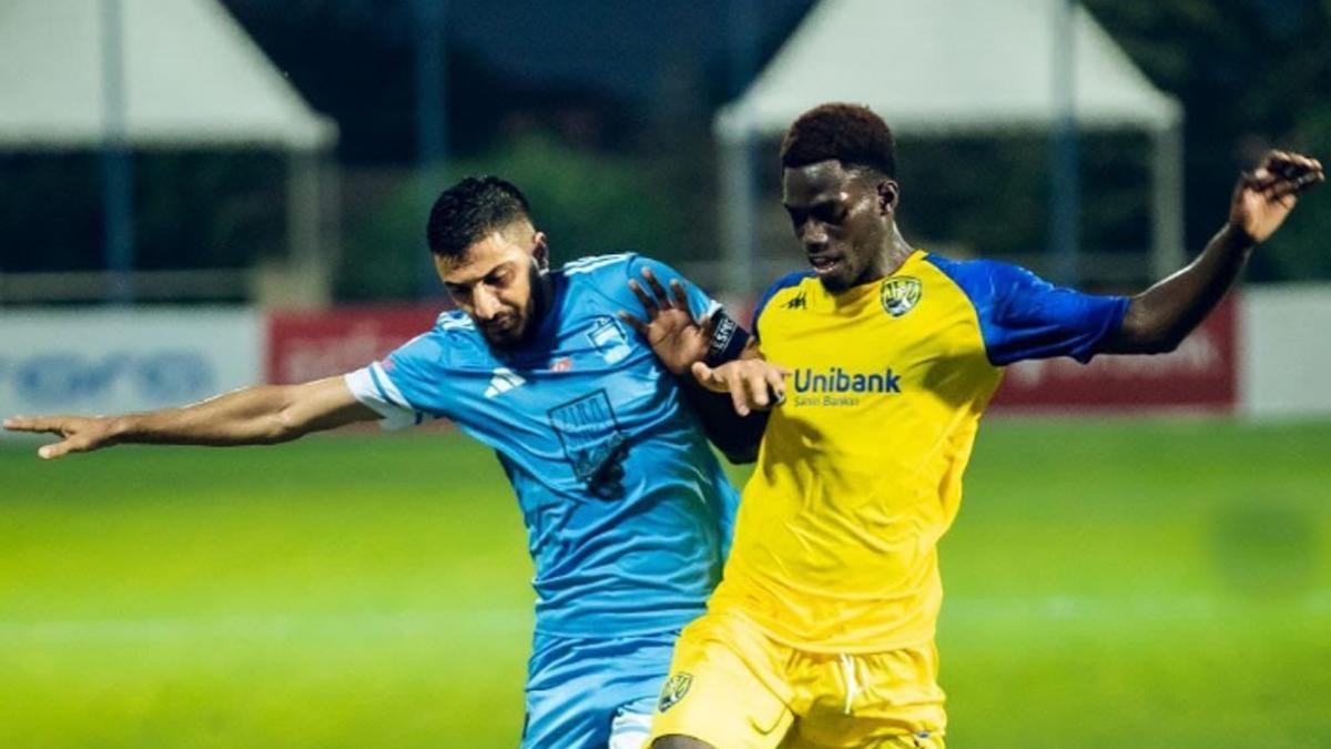 Pedro Gomes, con el Kapaz