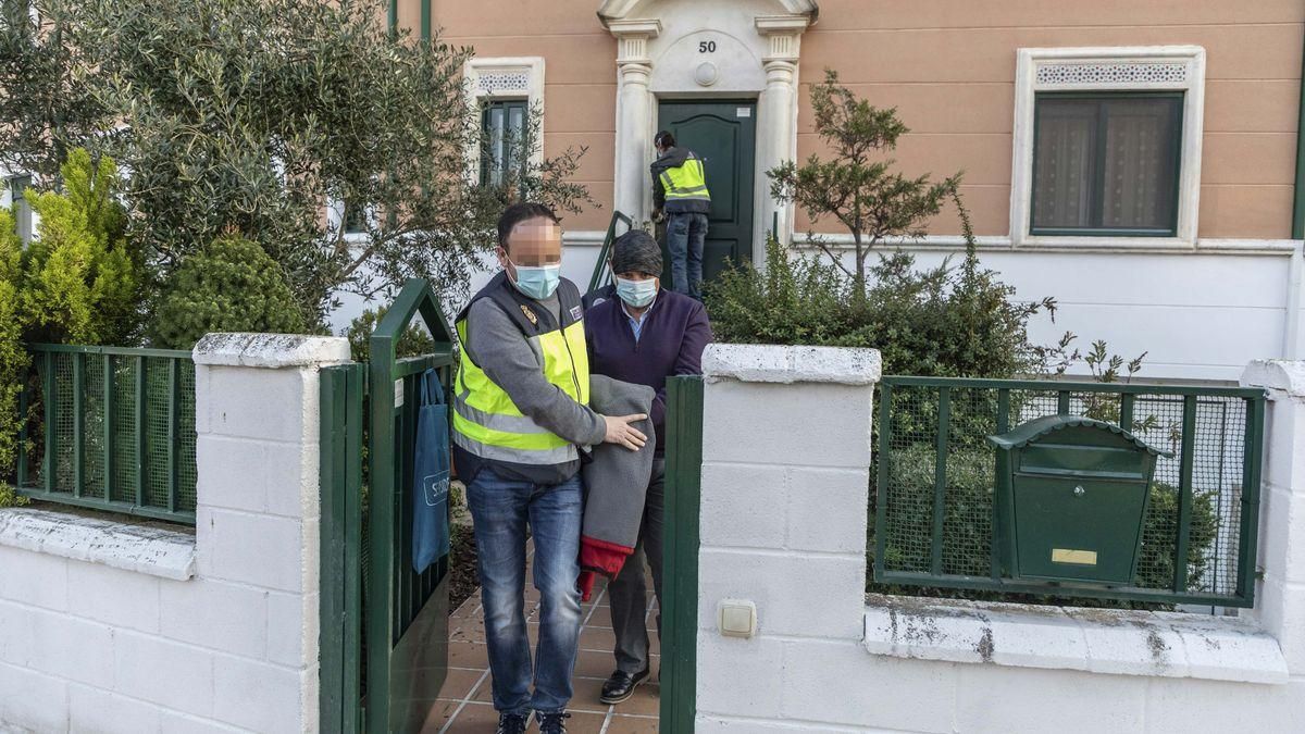 Registro en el domicilio de Vega.