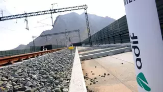 ADIF licita por 9,3 millones materiales para las mejoras entre La Encina y Alicante