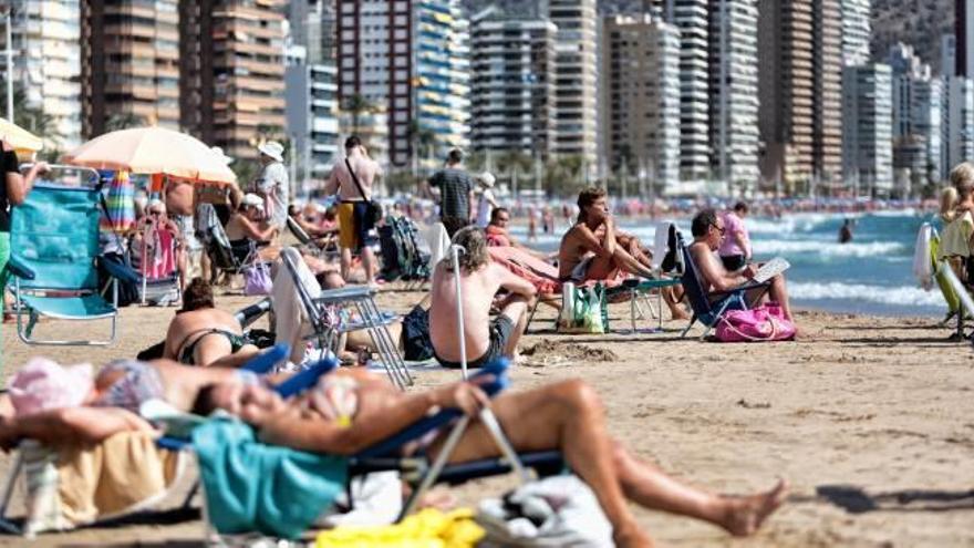 El PSPV critica que el PP rechace en el Senado que Benidorm sea declarado Municipio Turístico