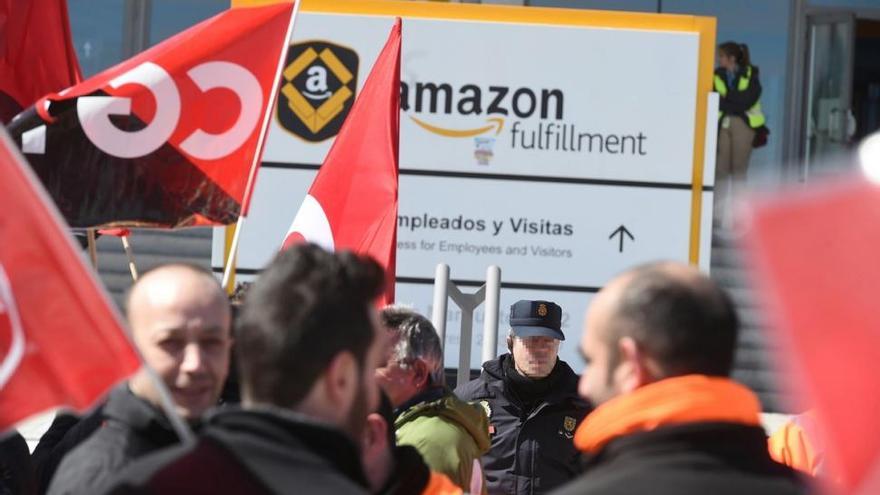 Amazon obliga a trabajar el fin de semana tras la huelga