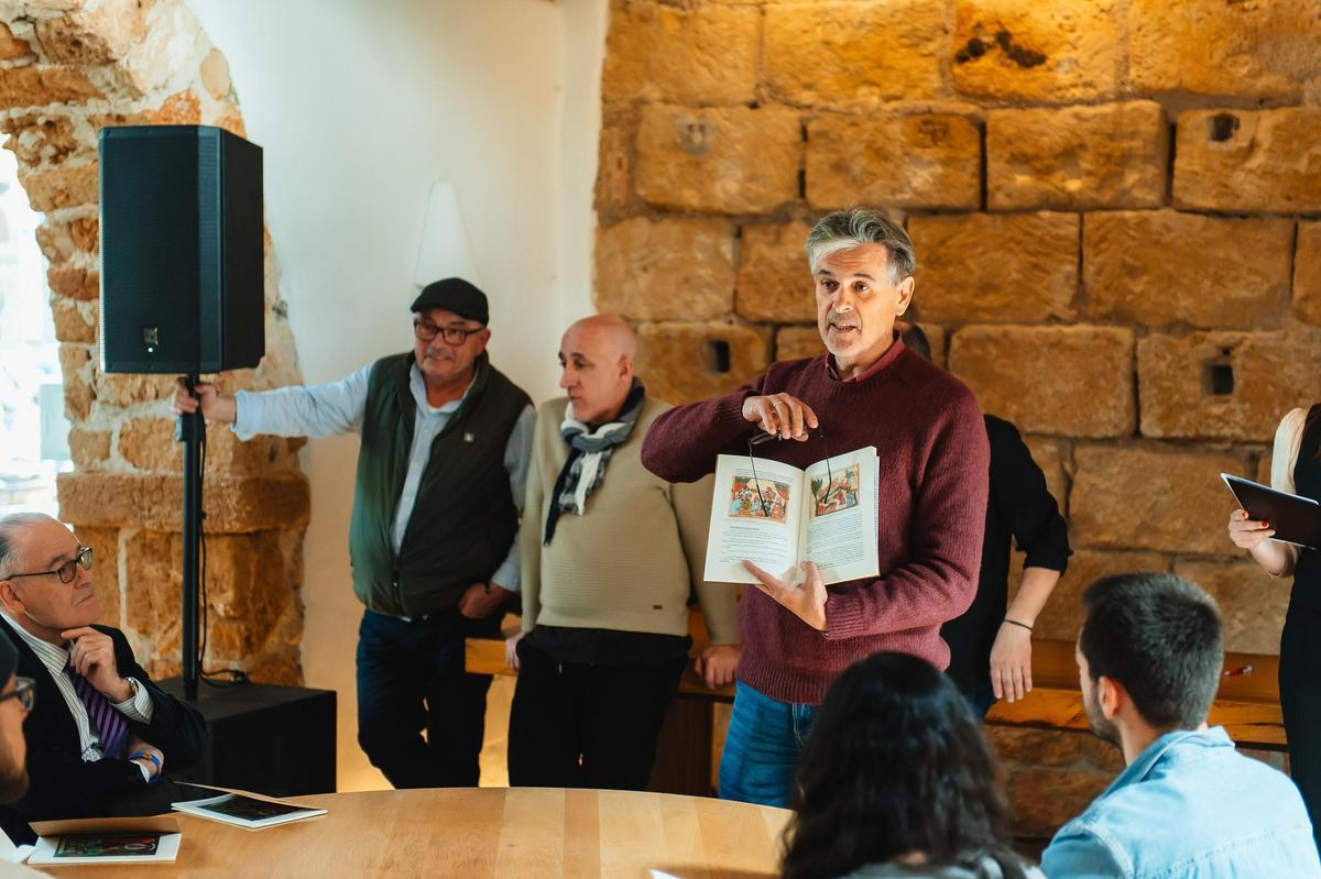 Javier Calvo explica la historia del embutido