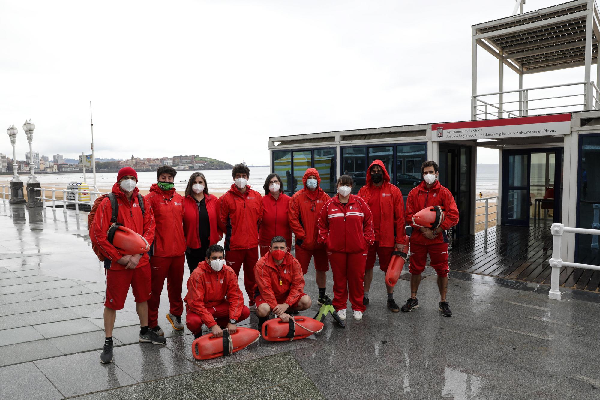 Gijón da inicio a su temporada de baños