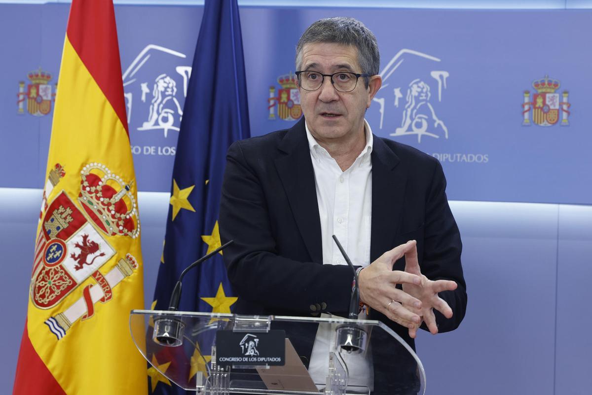Patxi López, portavoz del PSOE en el Congreso, en rueda de prensa tras la última Junta de Portavoces.