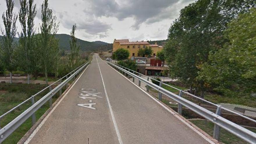 Un herido grave y dos leves en un accidente con dos turismos implicados en Bezas (Teruel)