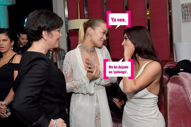 Kris Jenner y Kim Kardashian hablan con Rita Ora