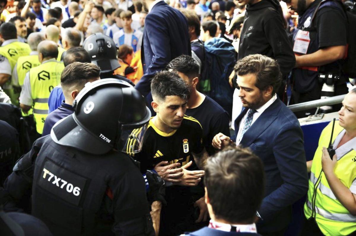 Colombatto, al término del partido en Cornellá.  | MARCOS LEÓN