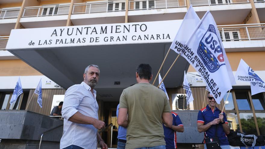 Cabildos y ayuntamientos lanzan 11.000 plazas para estabilizar a los interinos