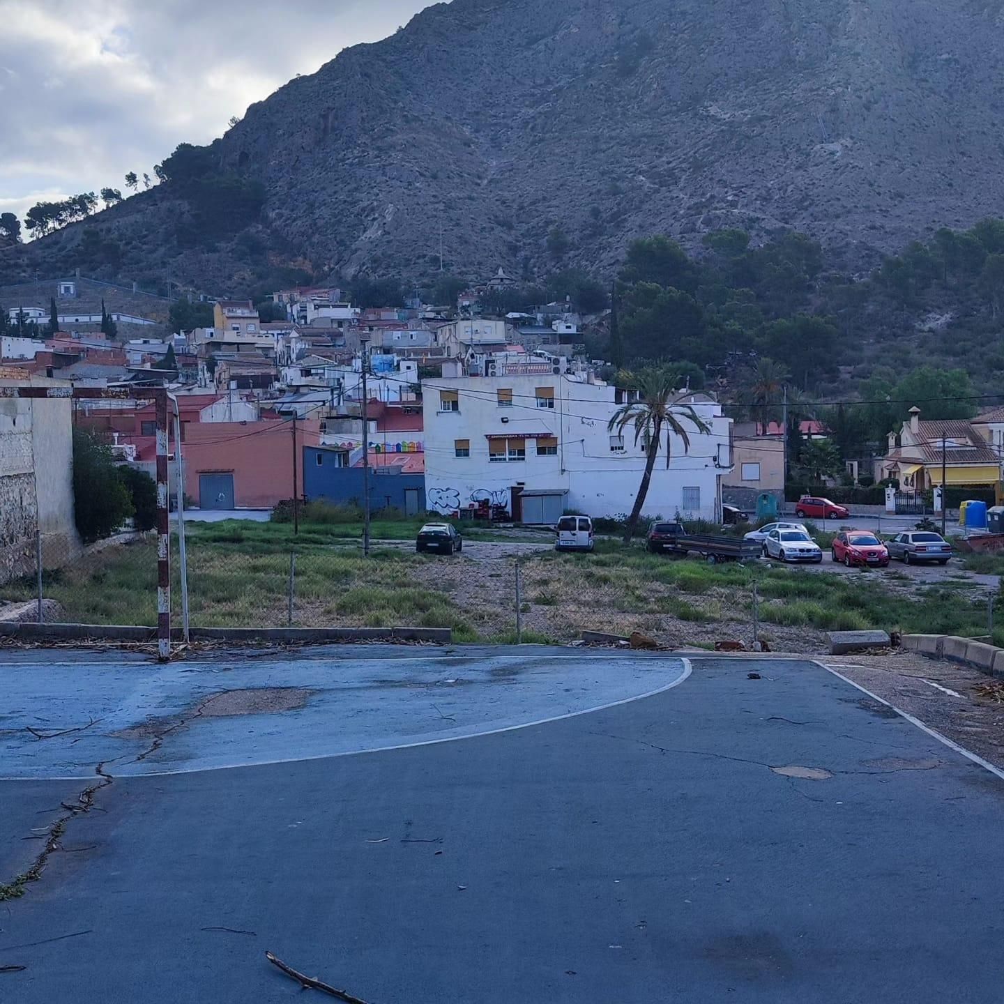 Deficiencias en parques infatiles y zonas de juego de Orihuela