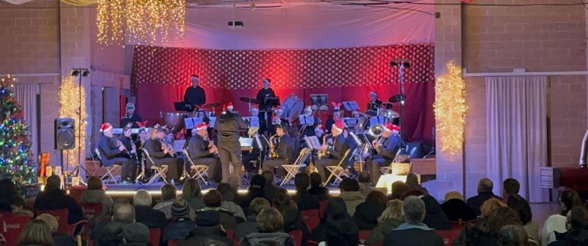Concierto de Navidad de la Banda de Música de Aguarón y la Banda de Música de Longares.