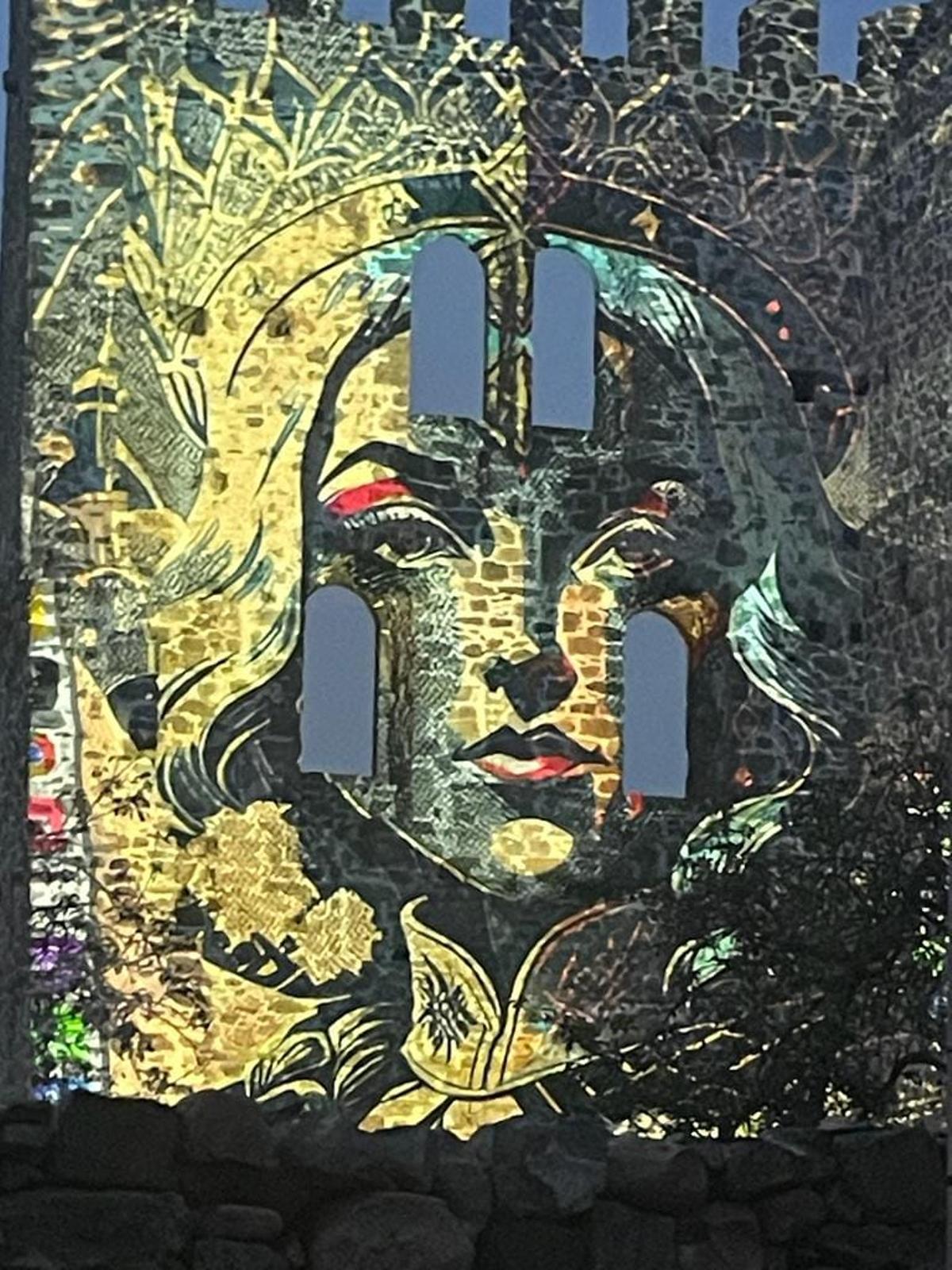 Una de las imágenes del espectáculo de "videomapping" que usó como fondo la Torre de Soto.
