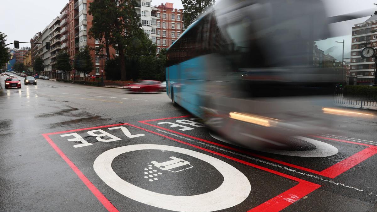 Nueva señalización de la Zona de Bajas Emisiones.