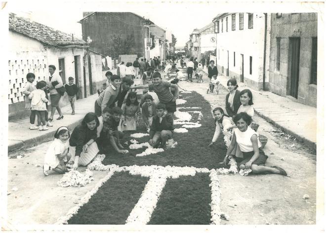 Una iniciativa para salvaguardar la memoria visual de Bueu