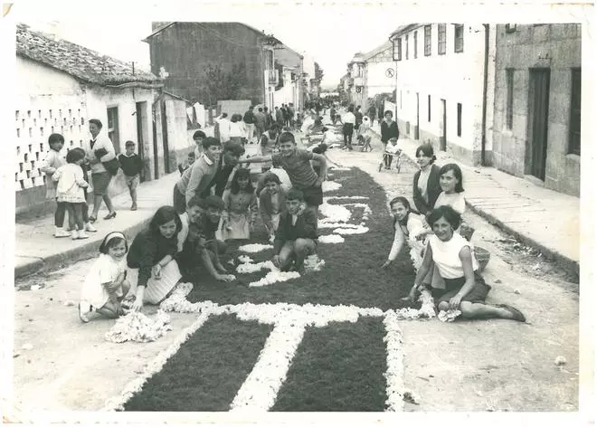 Una iniciativa para salvaguardar la memoria visual de Bueu