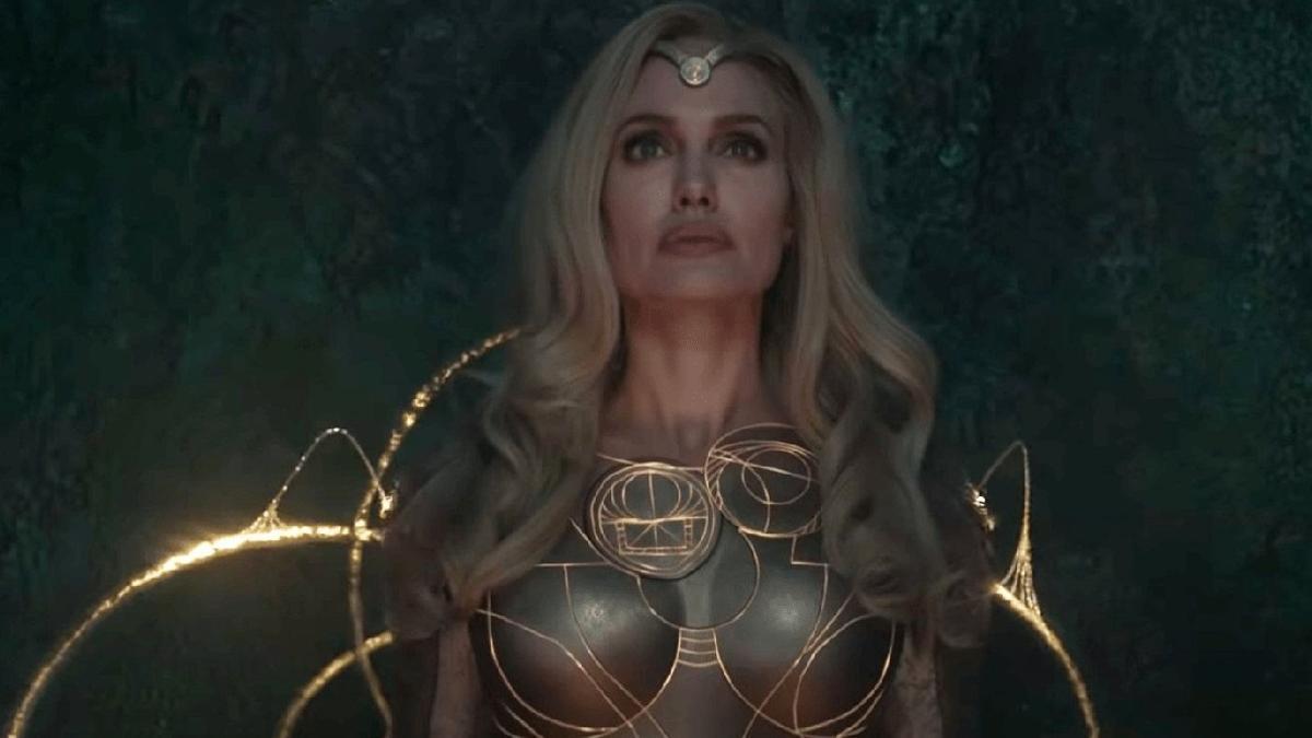 Angelina Jolie, caracterizada como Thena en 'Eternals'