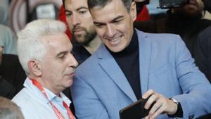 Pedro Sánchez, ahir, a Galícia. | EMILIO LAVANDEIRA / EFE