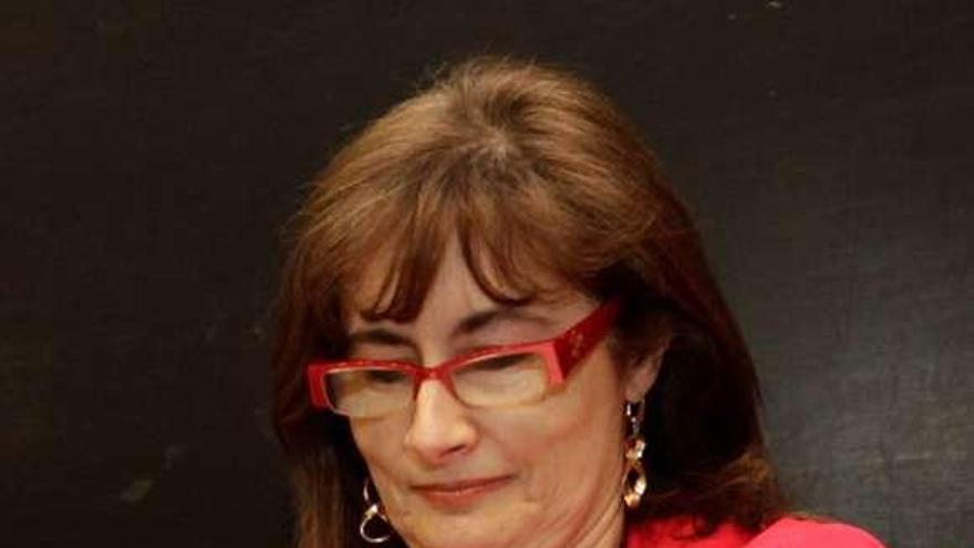 Ana González.